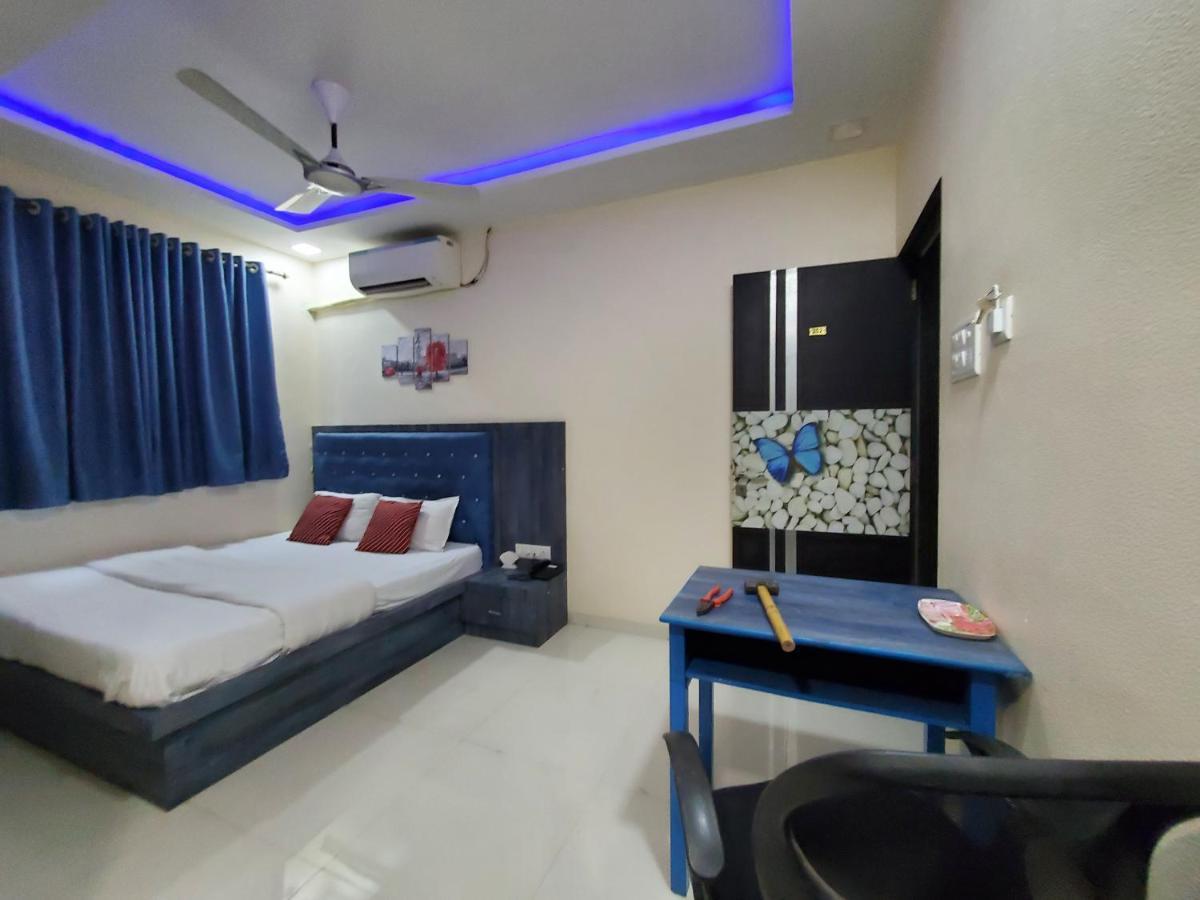 Hotel Mari Aai Residency Navi Mumbai Eksteriør billede