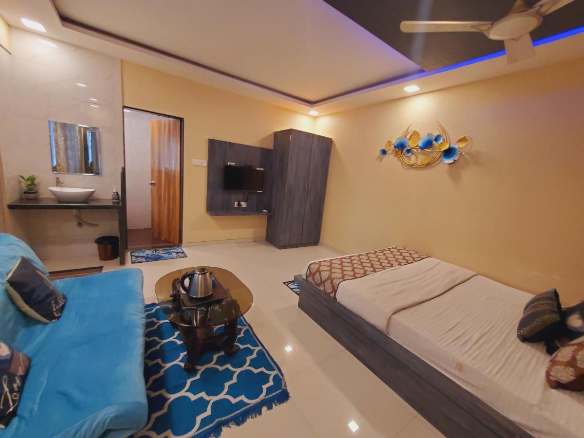Hotel Mari Aai Residency Navi Mumbai Eksteriør billede