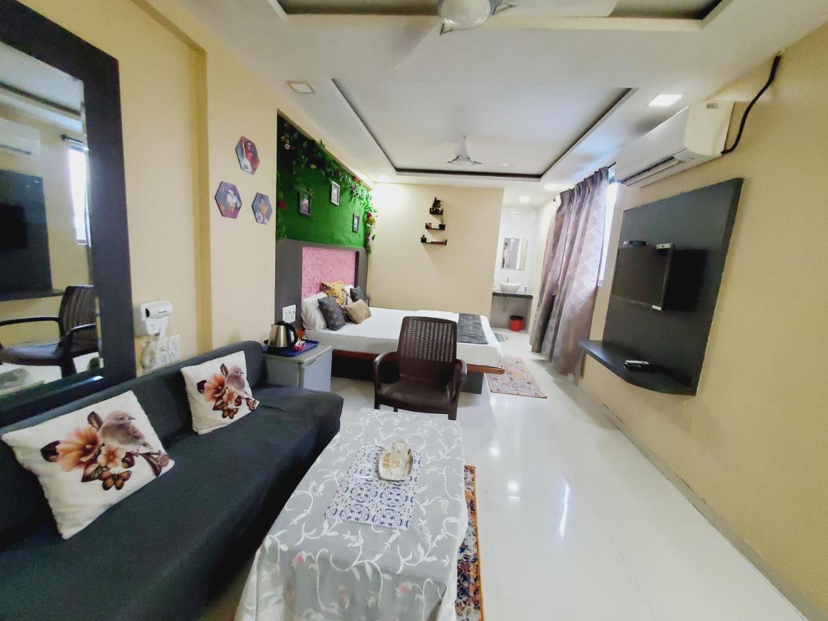 Hotel Mari Aai Residency Navi Mumbai Eksteriør billede