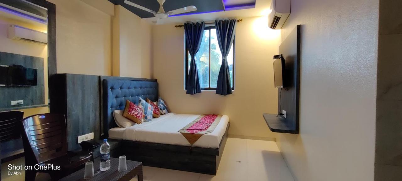Hotel Mari Aai Residency Navi Mumbai Eksteriør billede