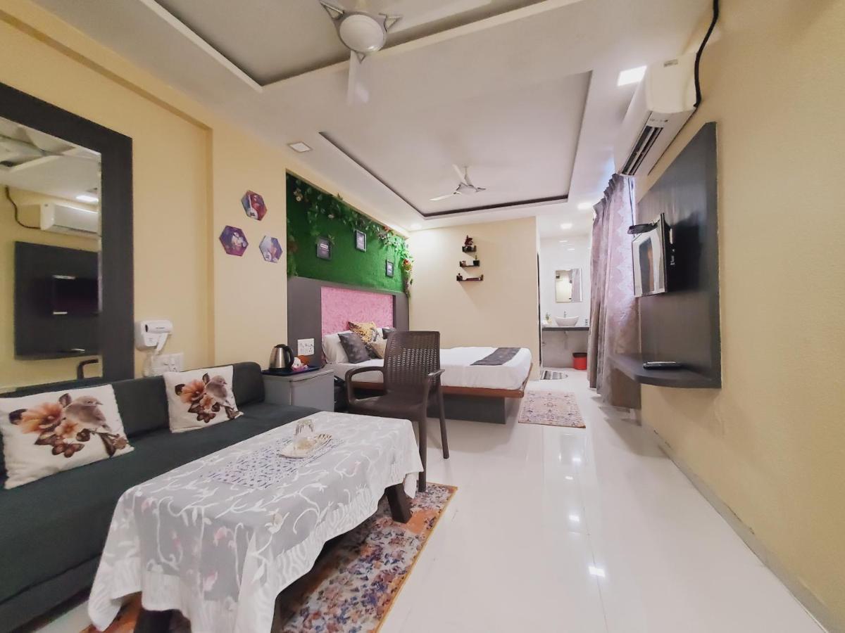 Hotel Mari Aai Residency Navi Mumbai Eksteriør billede