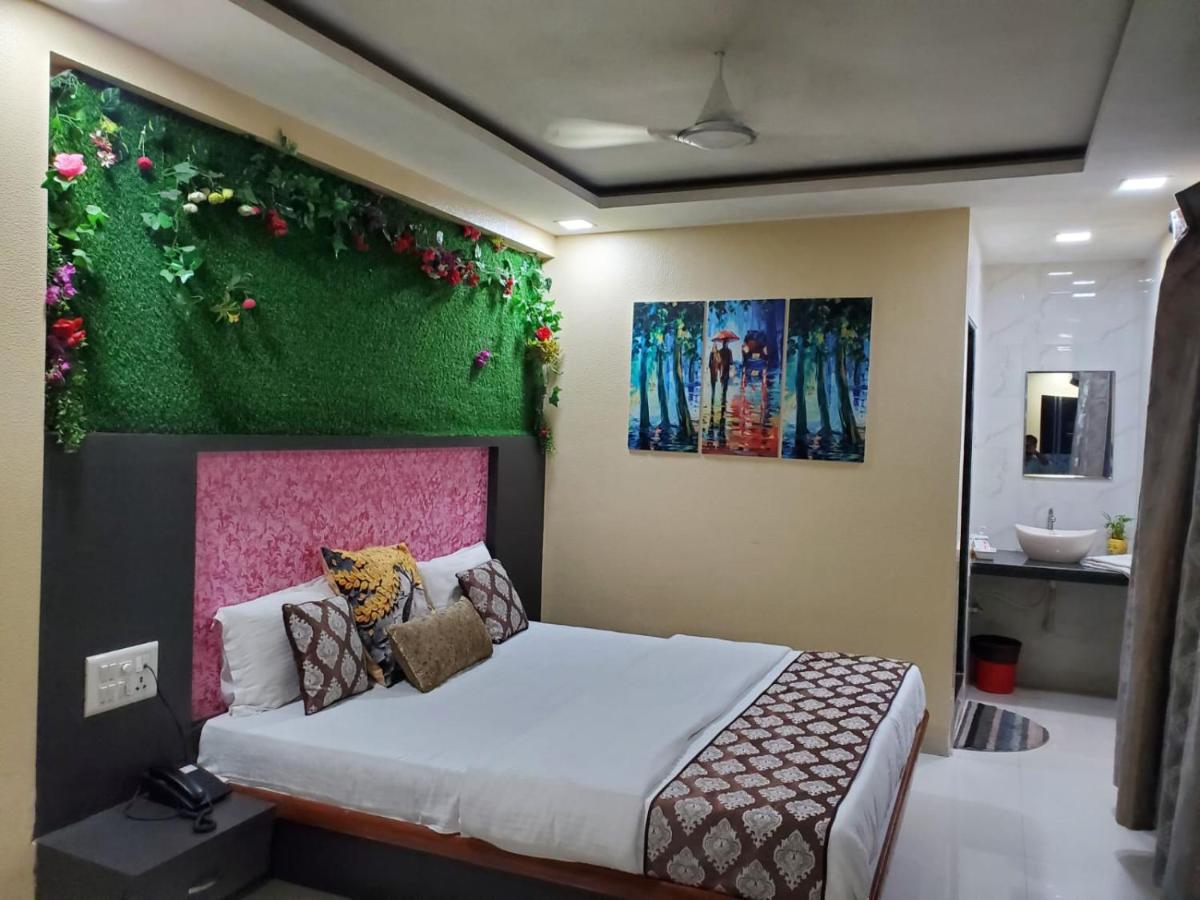 Hotel Mari Aai Residency Navi Mumbai Eksteriør billede