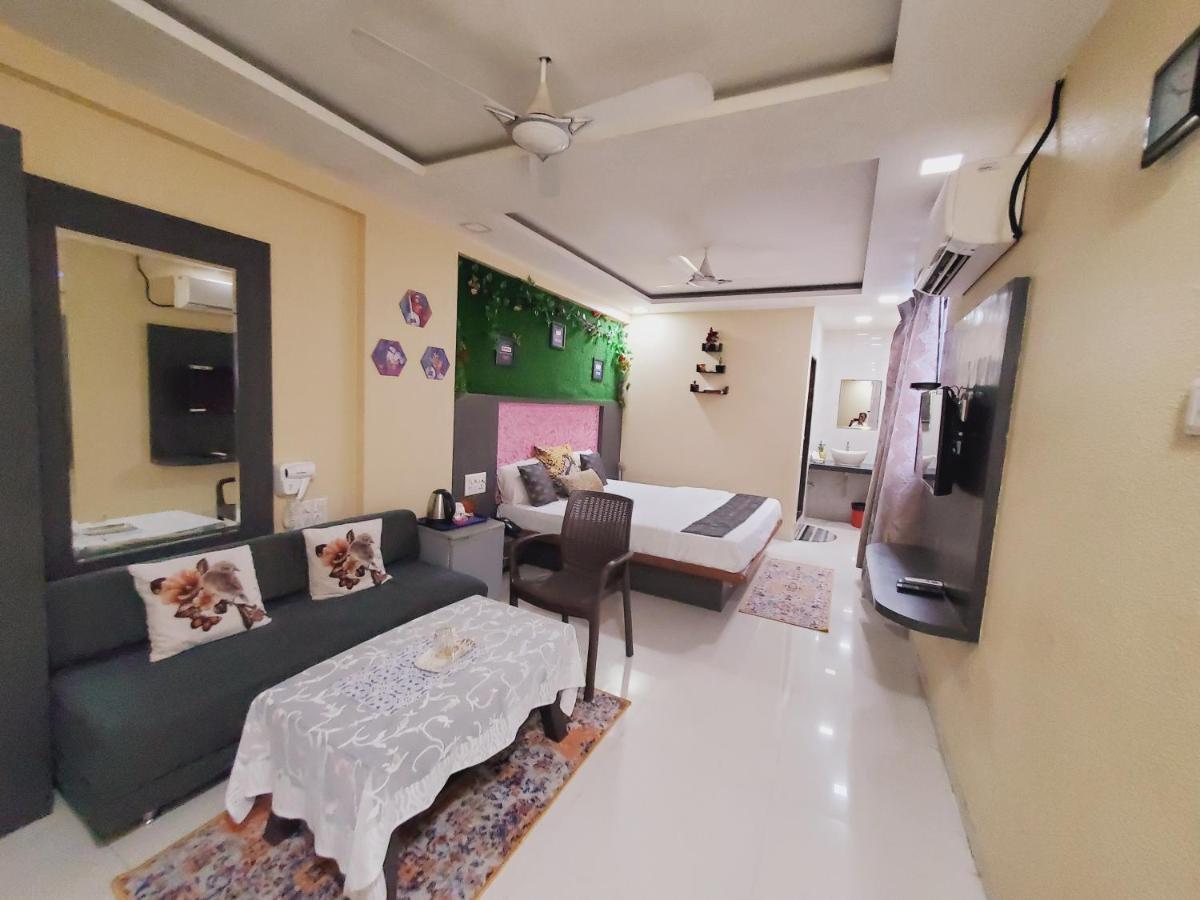Hotel Mari Aai Residency Navi Mumbai Eksteriør billede